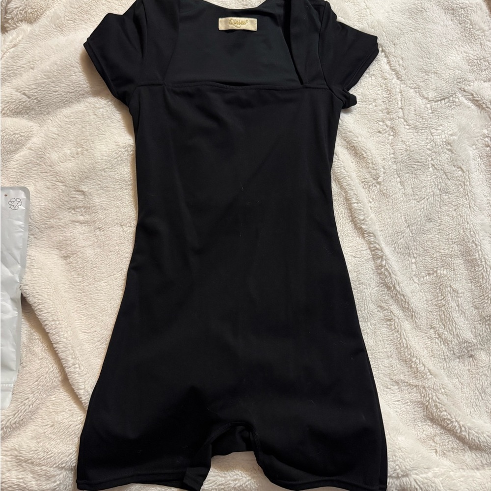 Chic Square neck Short Sleeve Romper